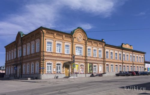 Сызранский краеведческий музей в особняке купца Леднева
