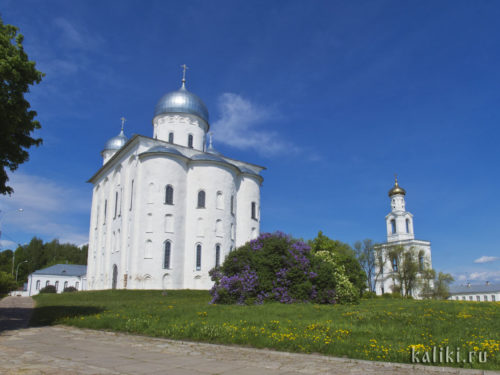 Георгиевский собор и колокольня Юрьева монастыря