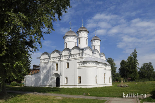 Ризоположенский собор (XVI в.)